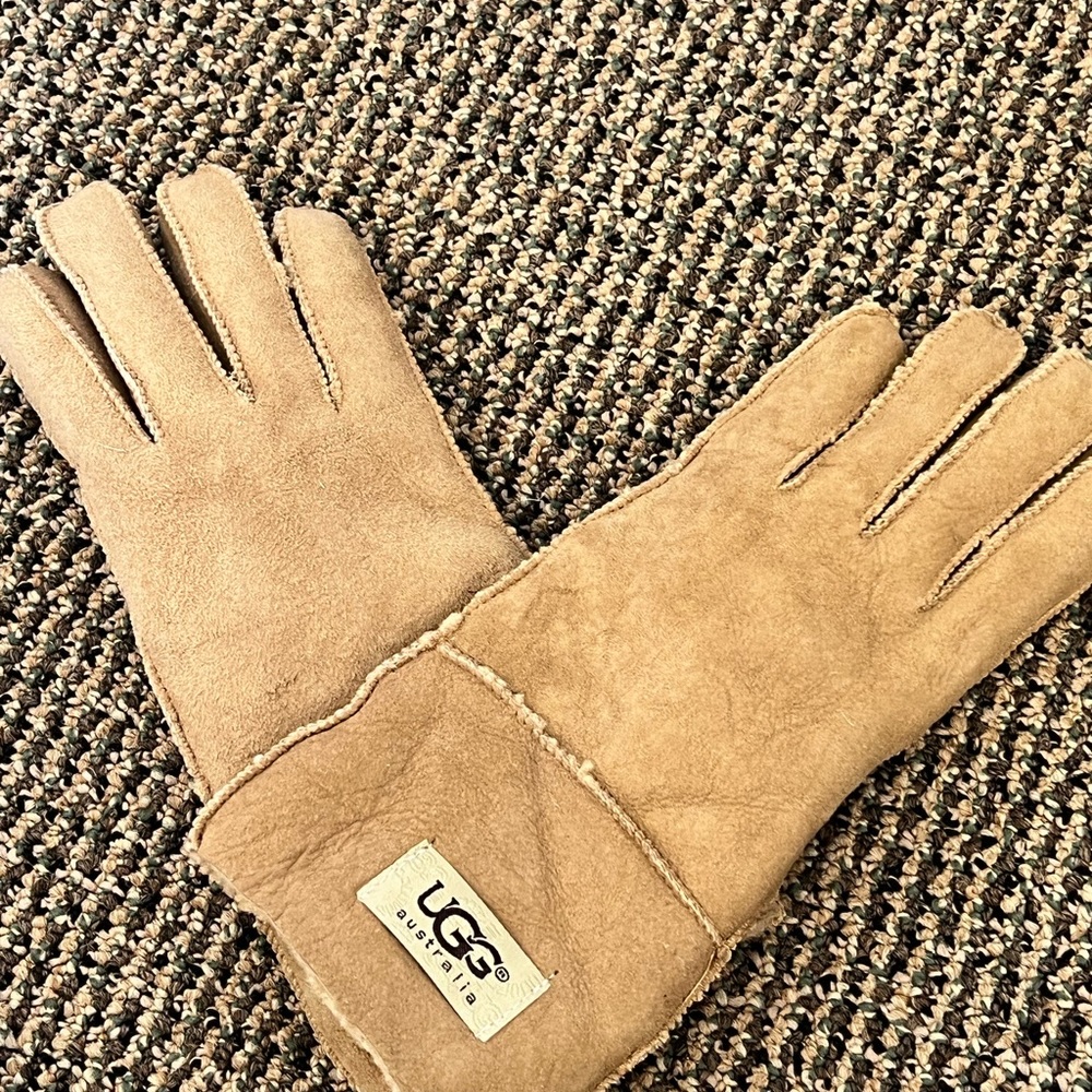 Ugg Gloves; brand new with box